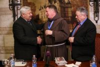 Bővebben: Emberi méltóságért díjat kapott Böjte Csaba ferences szerzetes